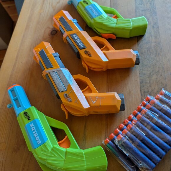 Roblox Nerf Guns - 4 Pack - Picture 4 of 4